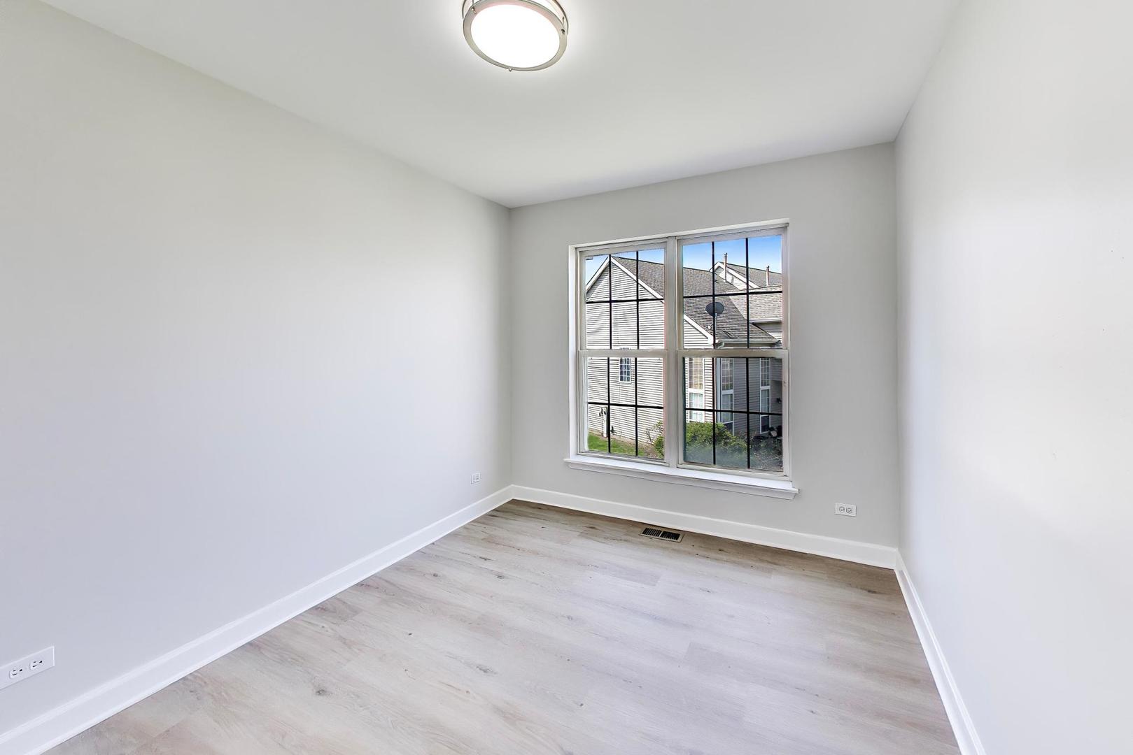 2219 Rossiter Parkway, Plainfield, IL 60586