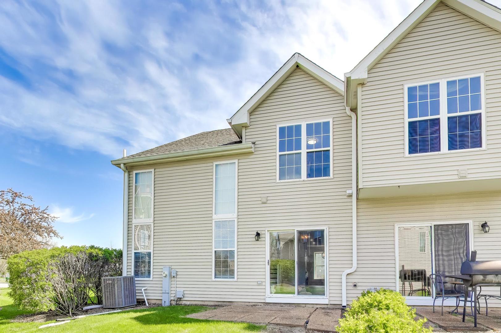 2219 Rossiter Parkway, Plainfield, IL 60586