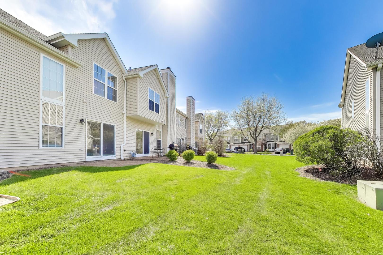 2219 Rossiter Parkway, Plainfield, IL 60586