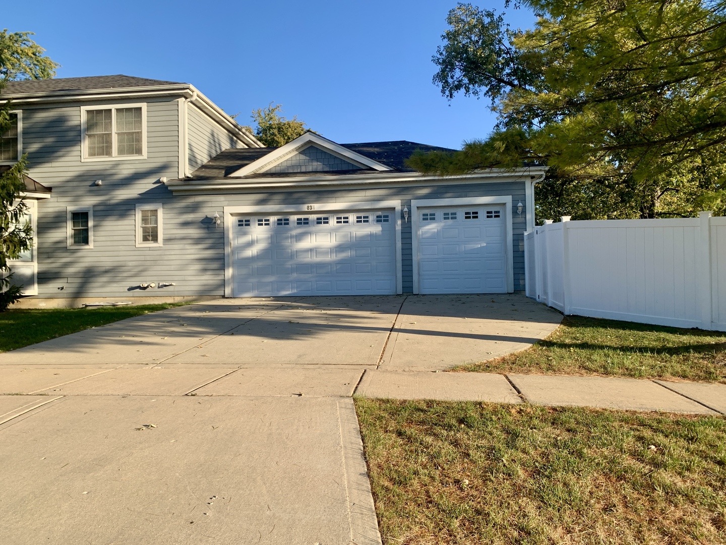 831 N Yale Avenue, Villa Park, IL 60181