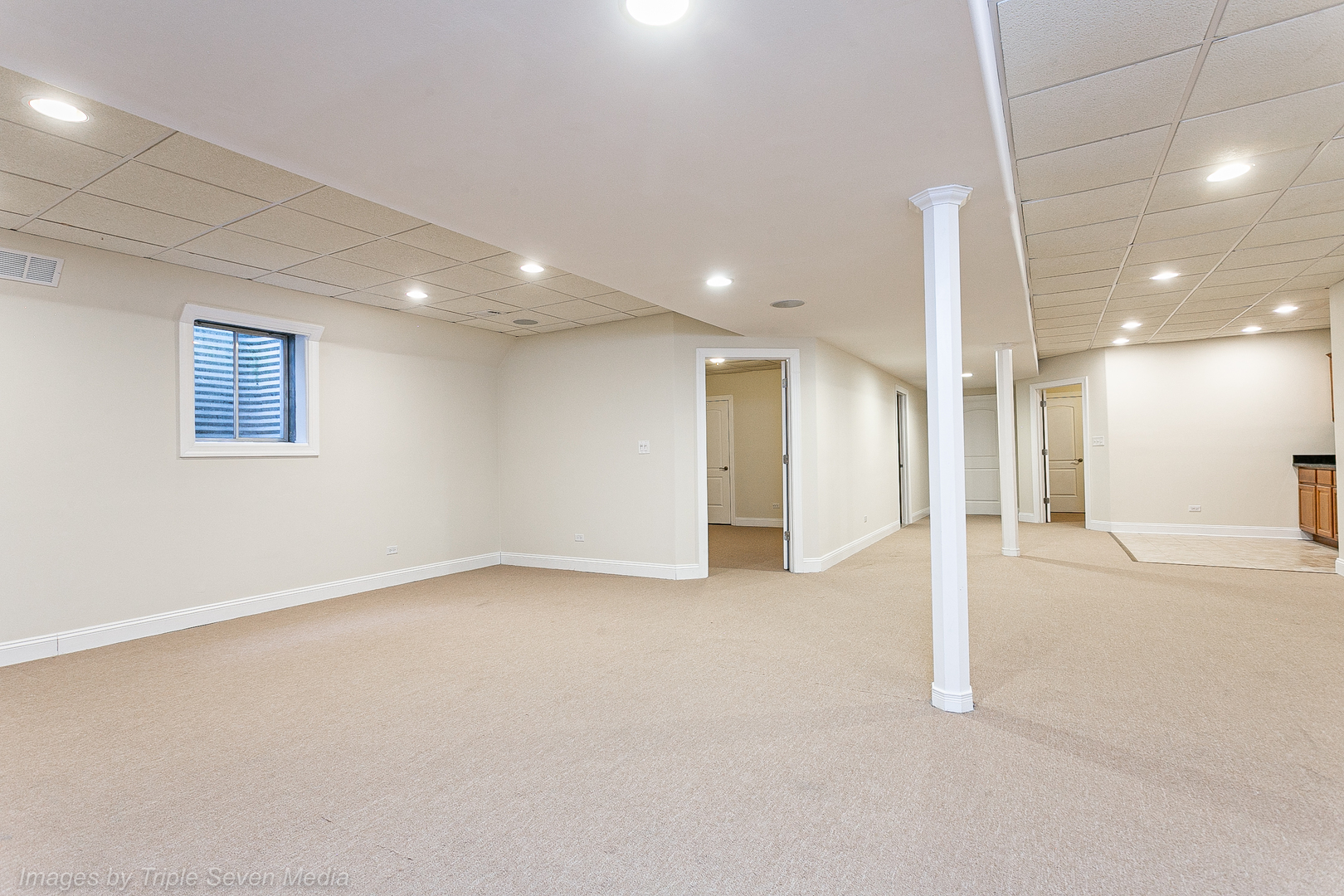 831 N Yale Avenue, Villa Park, IL 60181