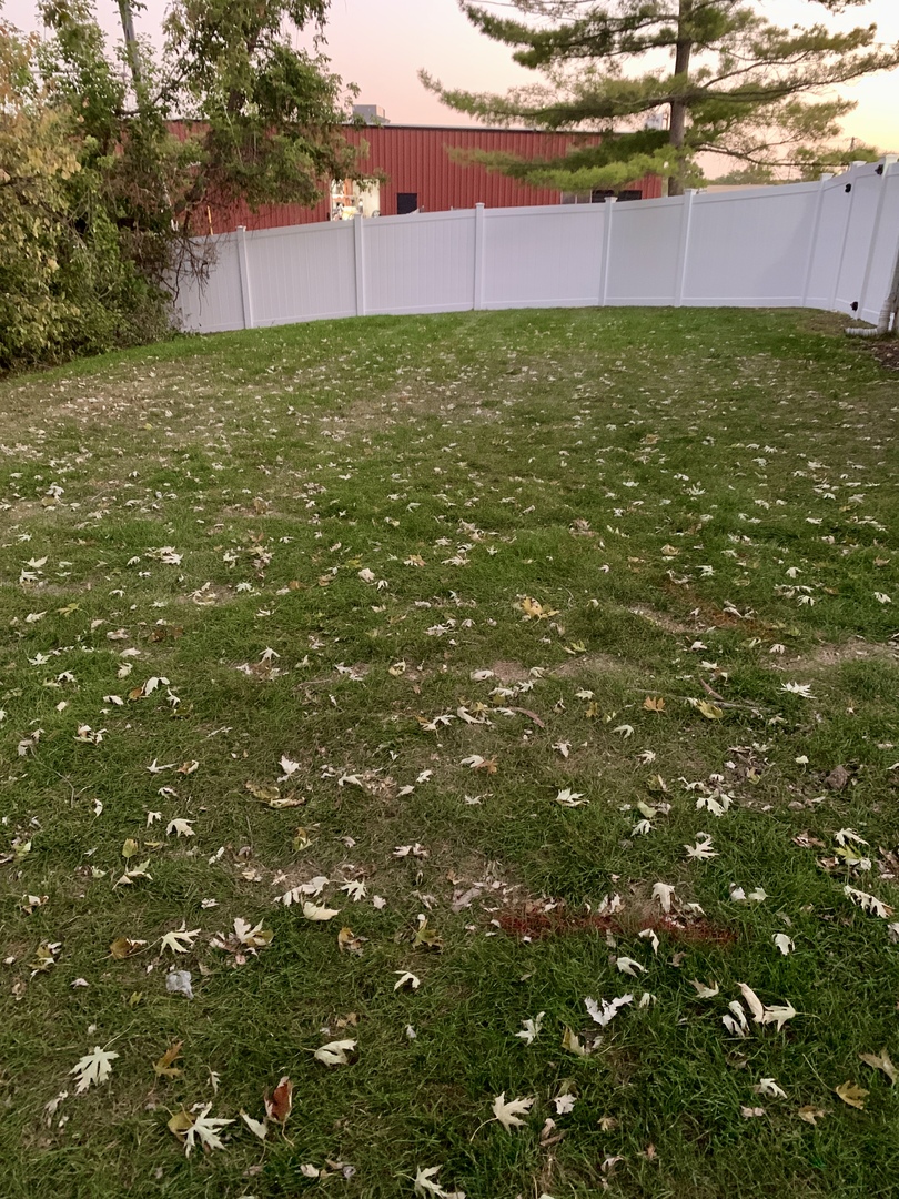 831 N Yale Avenue, Villa Park, IL 60181