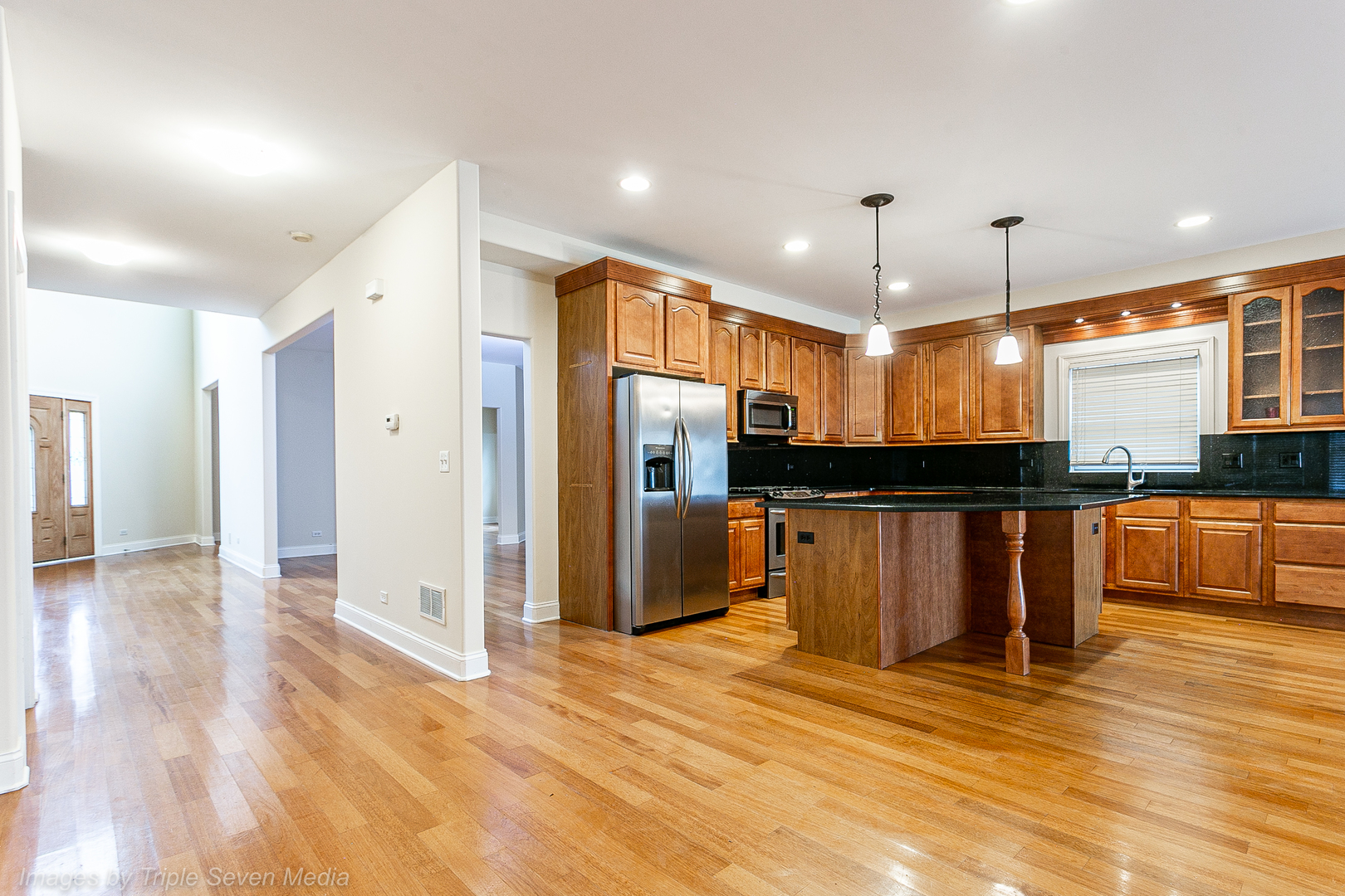 831 N Yale Avenue, Villa Park, IL 60181