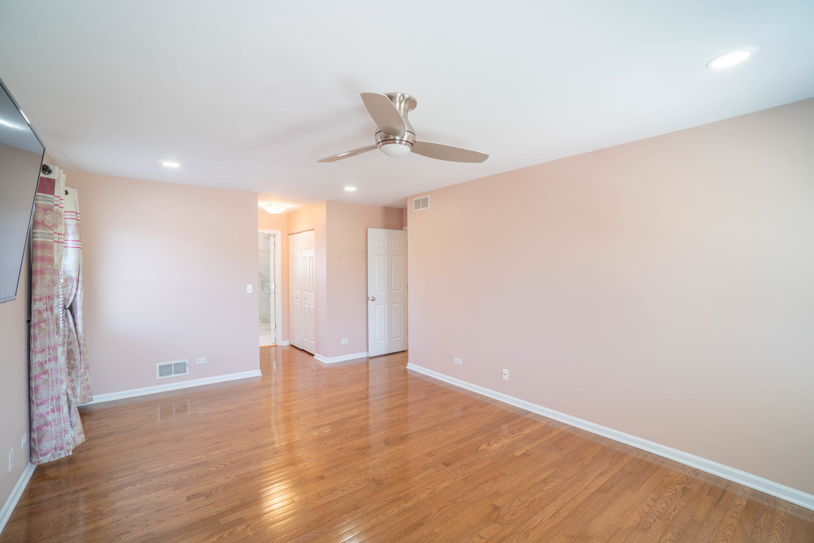 Schaumburg, IL 60173