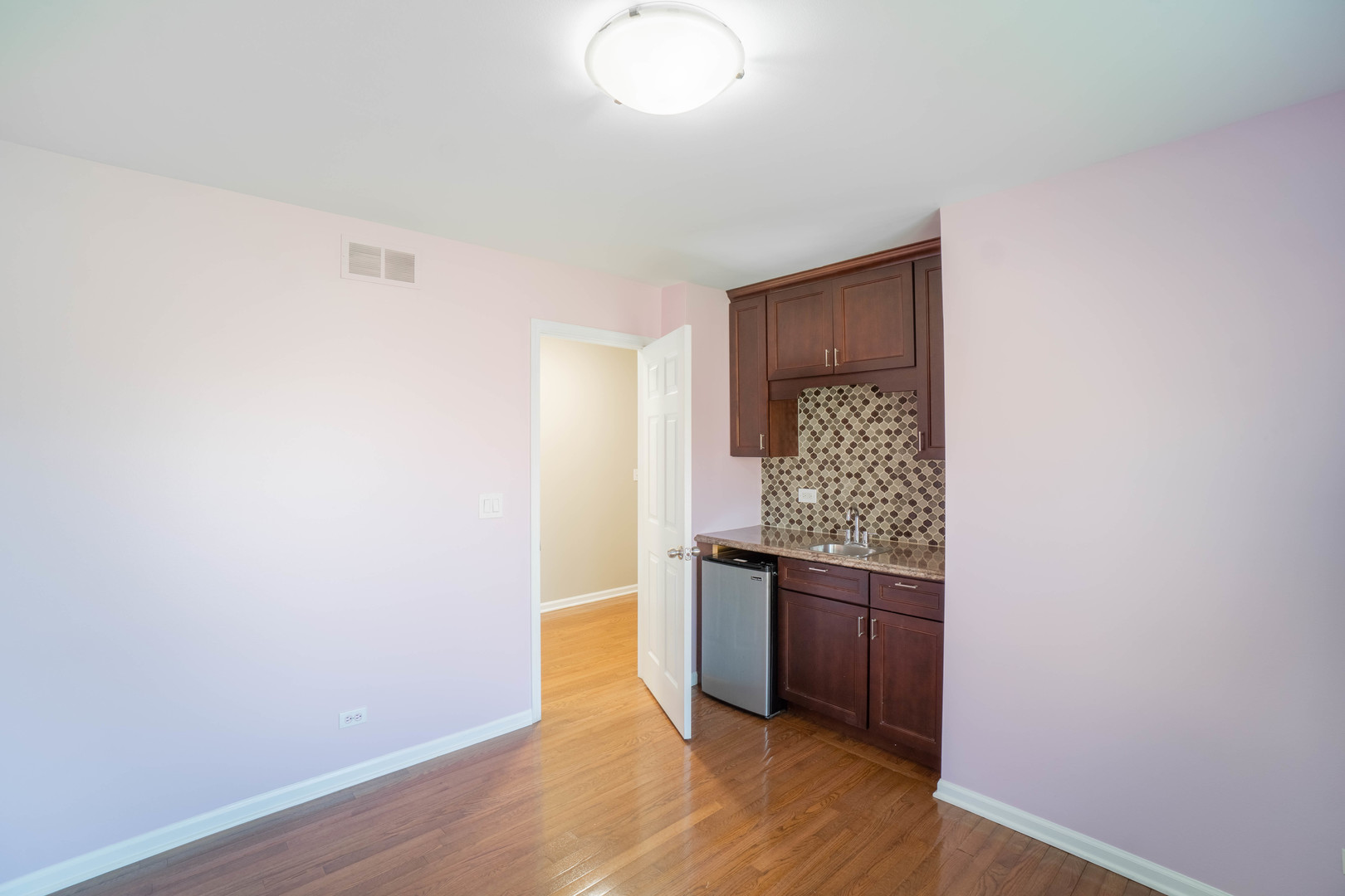 Schaumburg, IL 60173