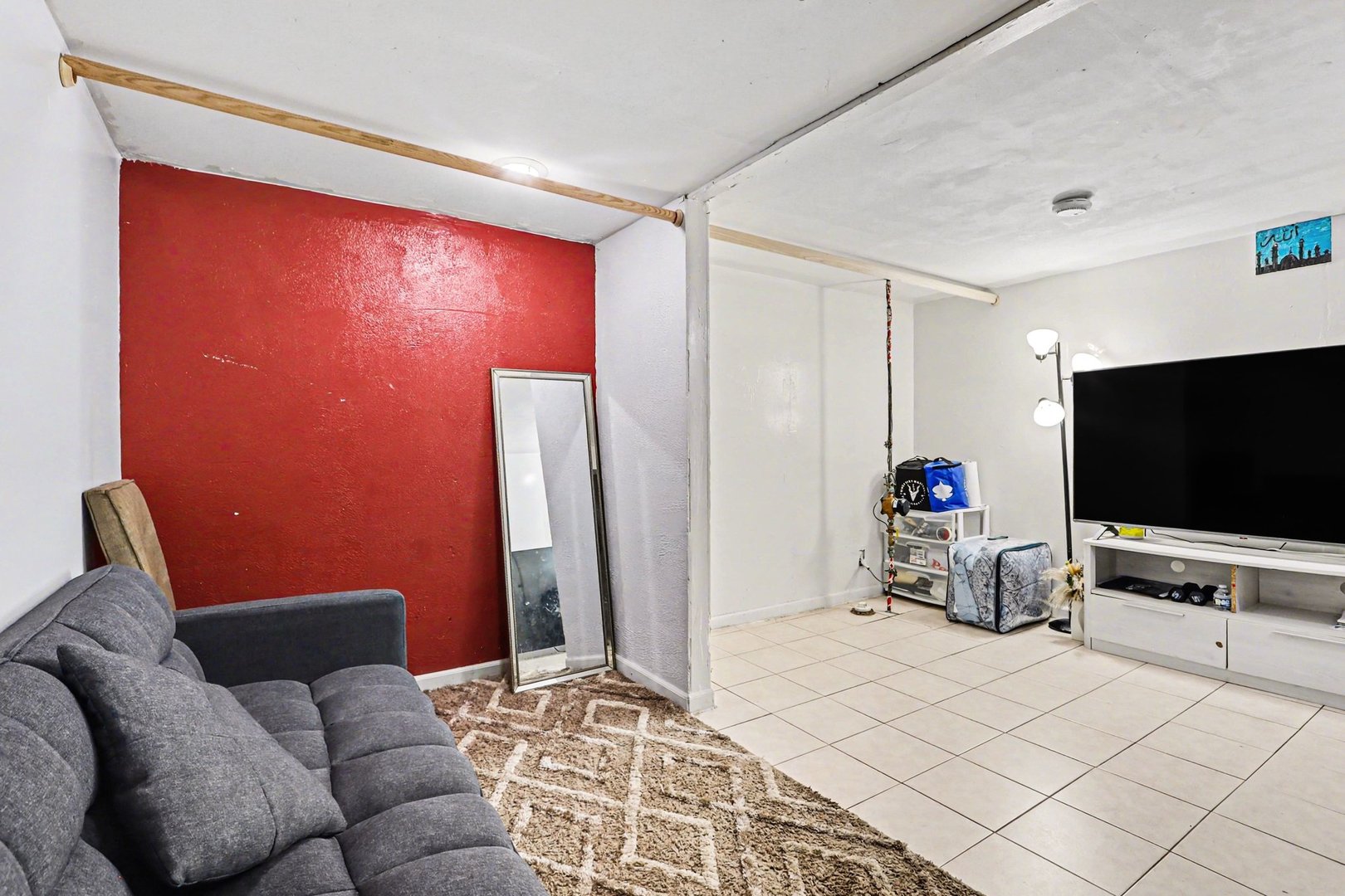 1S217 Stratford Lane, Villa Park, IL 60181