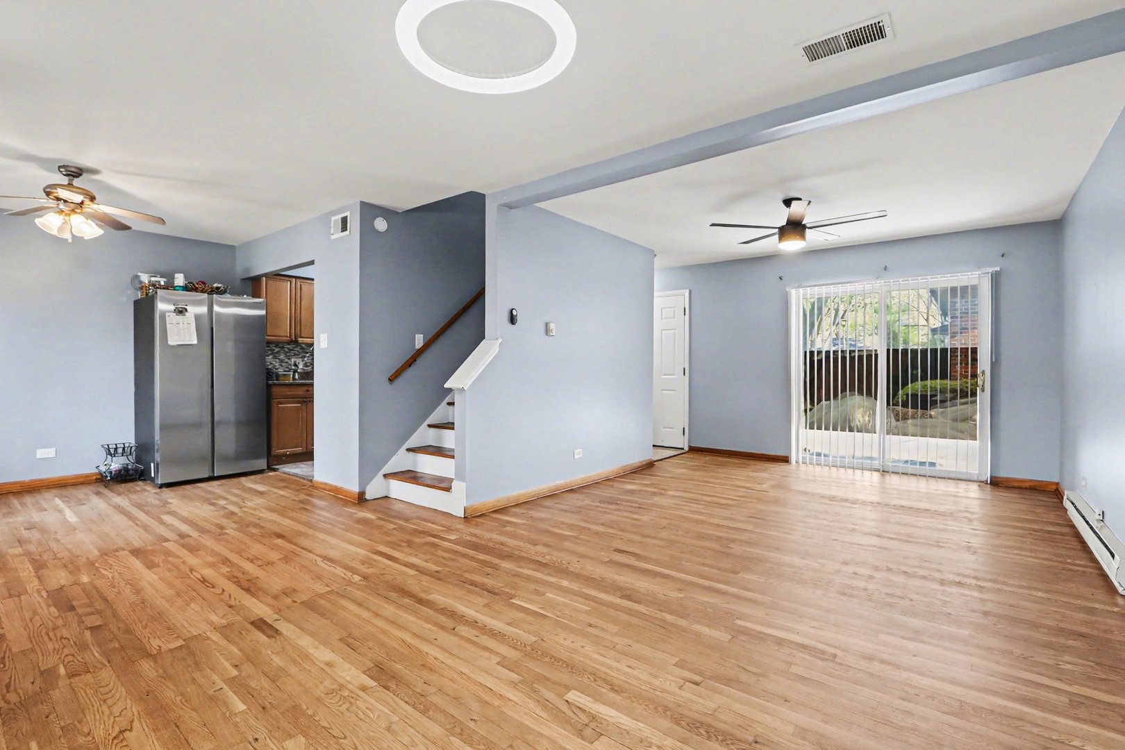 1S217 Stratford Lane, Villa Park, IL 60181