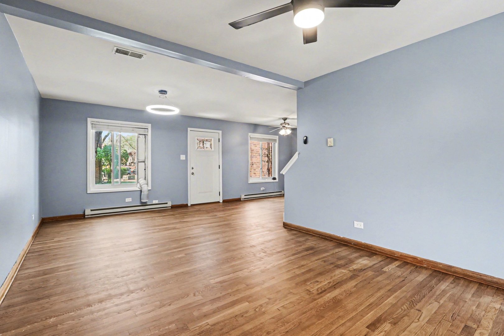 1S217 Stratford Lane, Villa Park, IL 60181