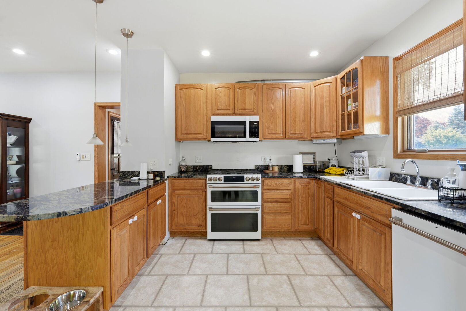 4133 Joliet Avenue, Lyons, IL 60534