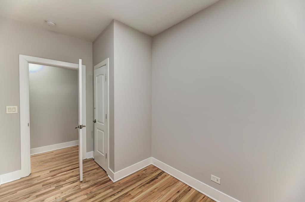 7944 S Ellis Avenue #3, Chicago, IL 60619