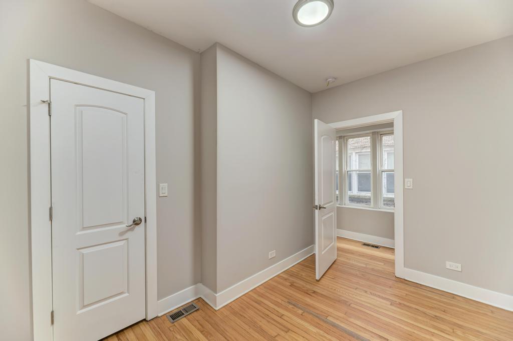 7944 S Ellis Avenue #3, Chicago, IL 60619
