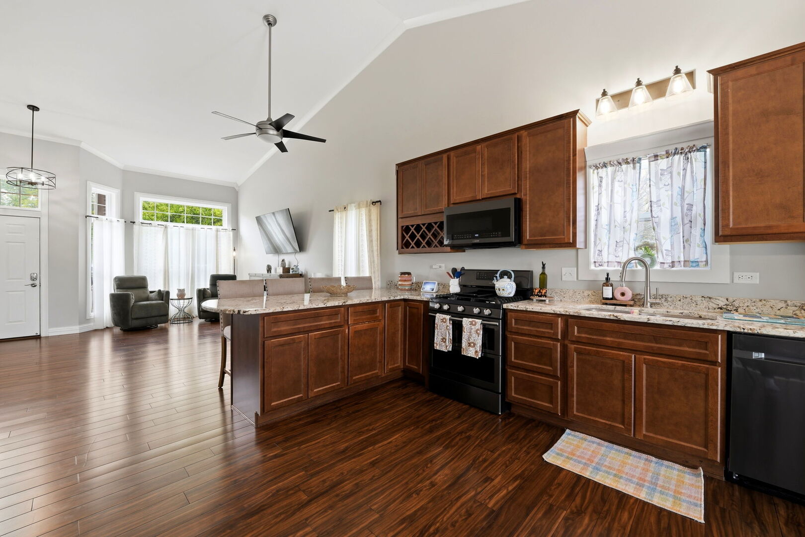 195 Briarcliff Court, Romeoville, IL 60446