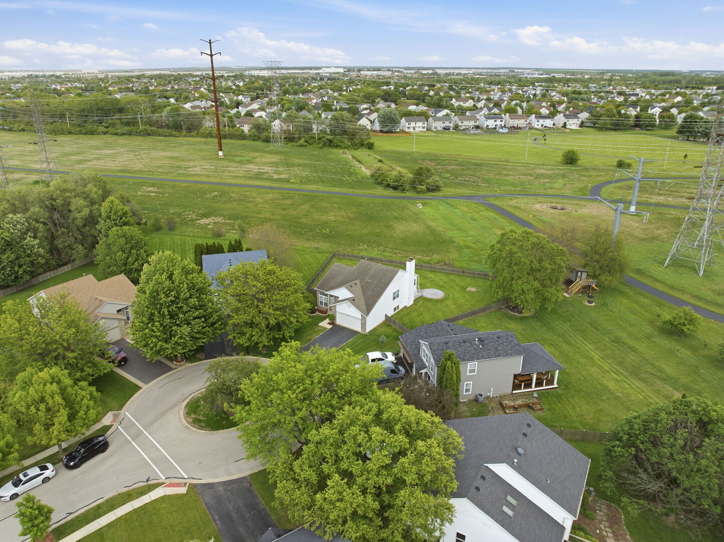 195 Briarcliff Court, Romeoville, IL 60446