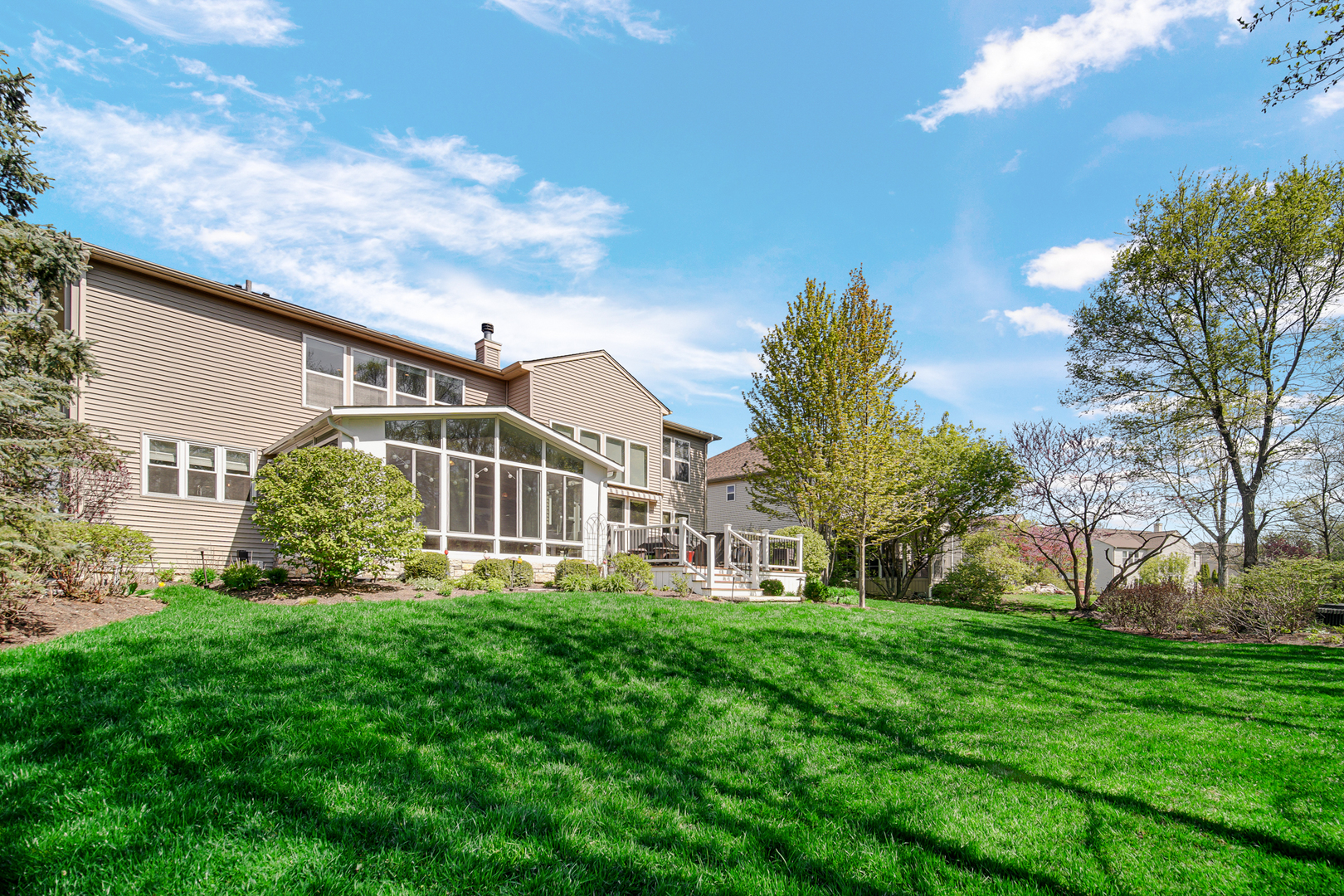 1139 Magnolia Road, Mundelein, IL 60060