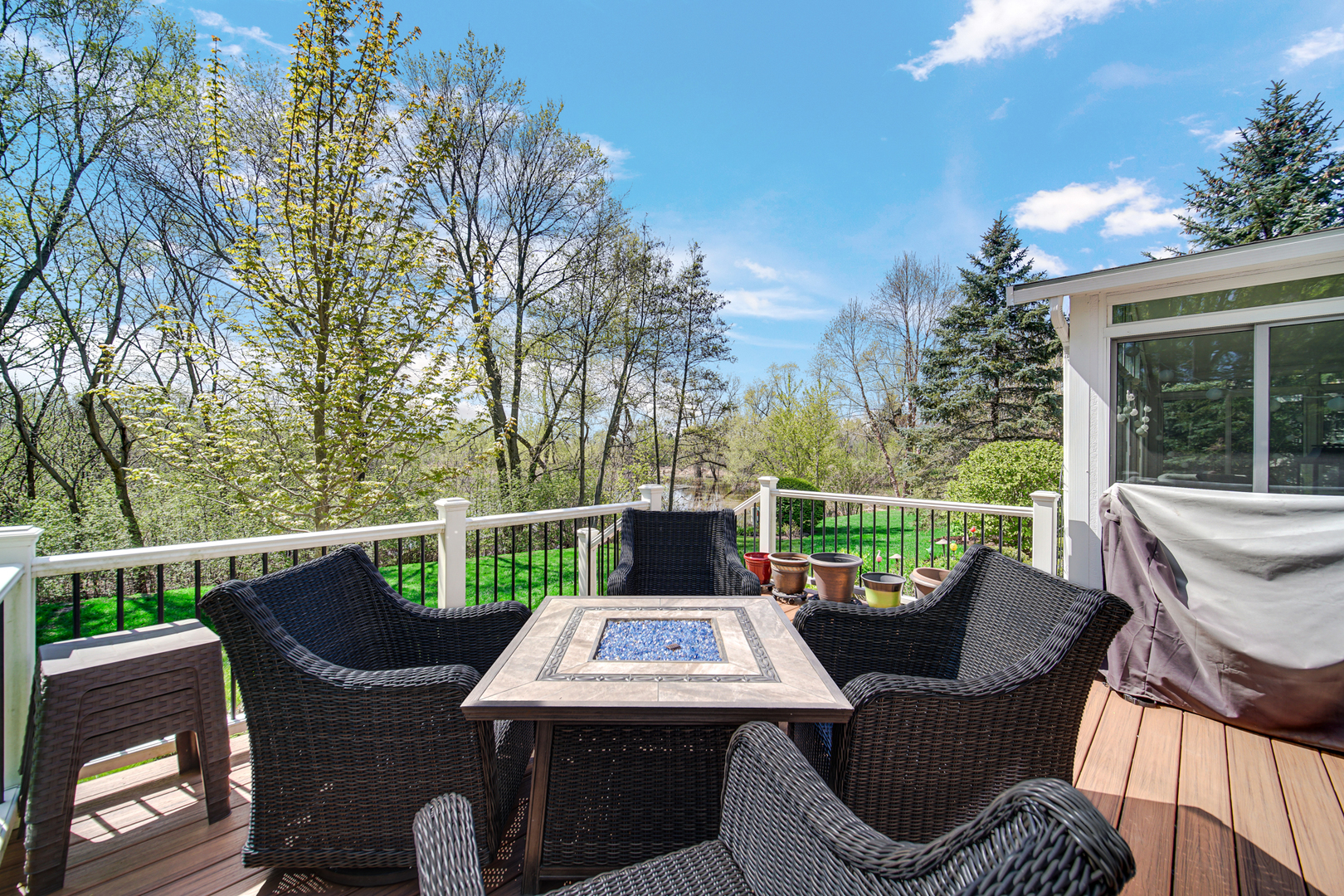 1139 Magnolia Road, Mundelein, IL 60060