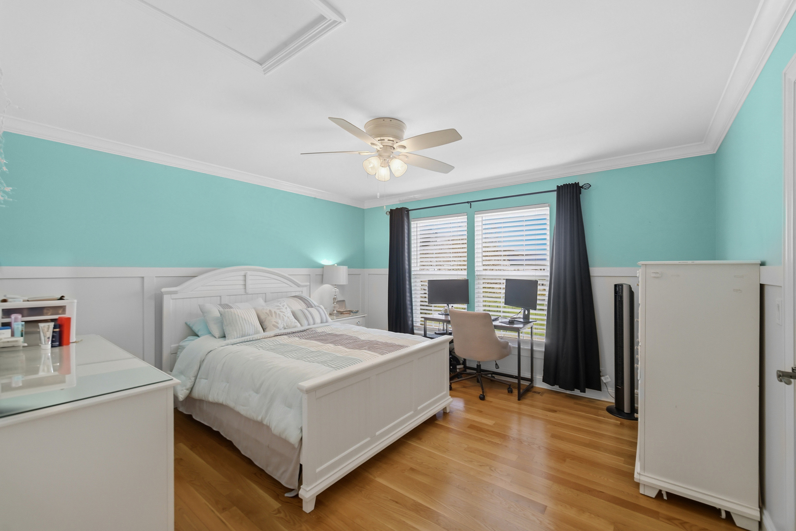 1139 Magnolia Road, Mundelein, IL 60060