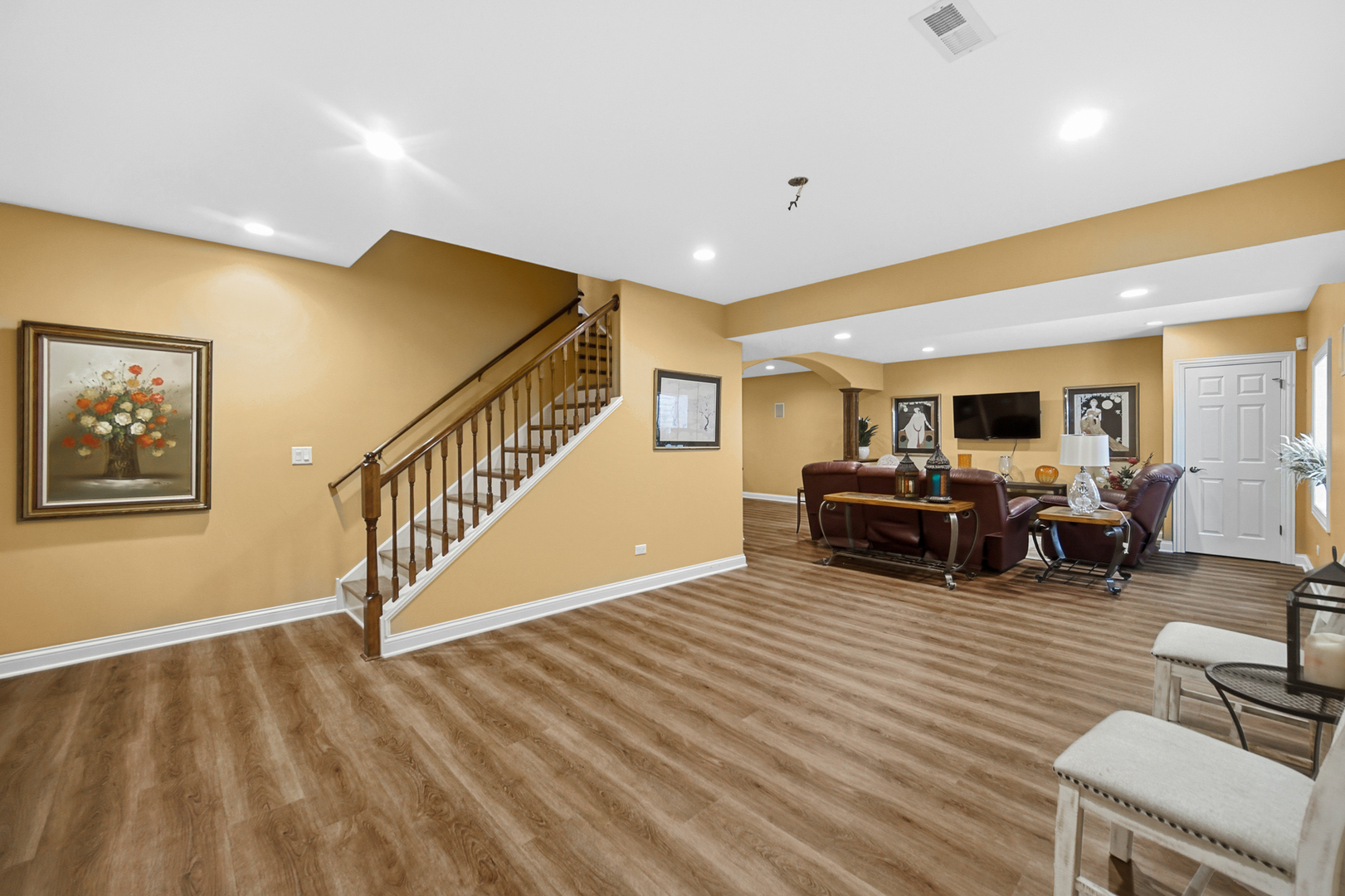 1139 Magnolia Road, Mundelein, IL 60060