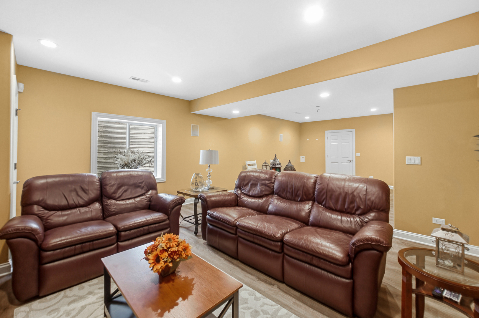 1139 Magnolia Road, Mundelein, IL 60060