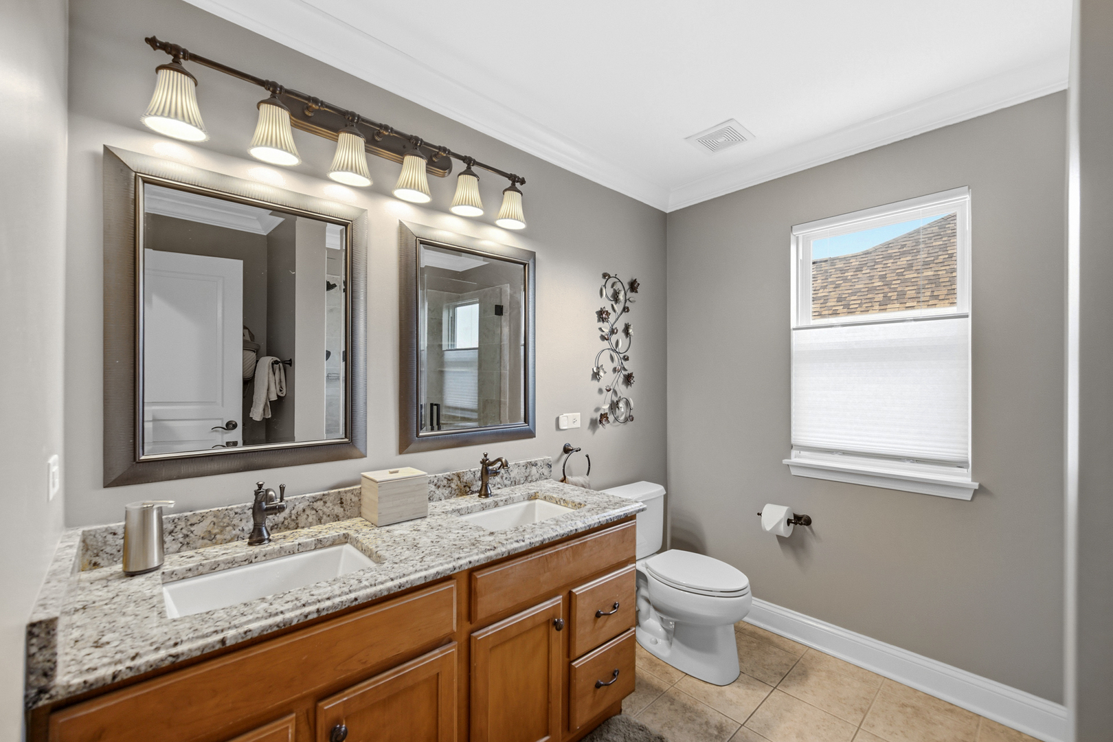 1139 Magnolia Road, Mundelein, IL 60060