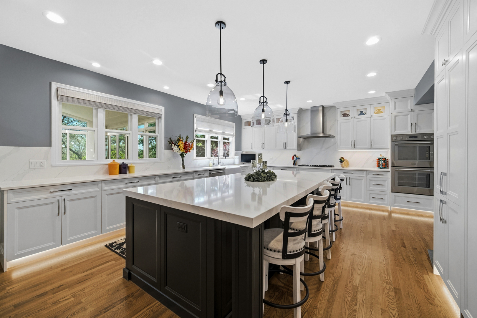 1139 Magnolia Road, Mundelein, IL 60060