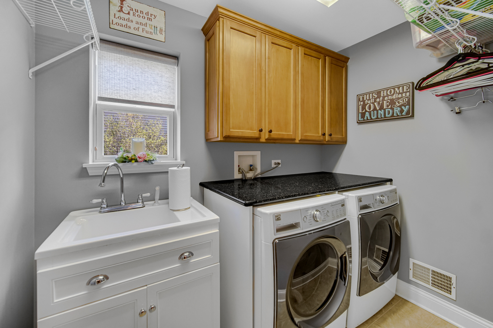 1139 Magnolia Road, Mundelein, IL 60060