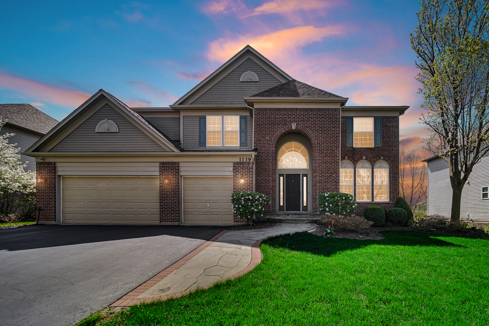 1139 Magnolia Road, Mundelein, IL 60060