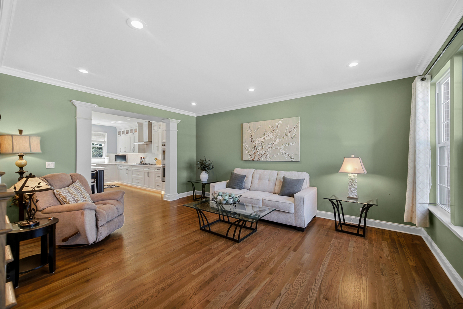 1139 Magnolia Road, Mundelein, IL 60060