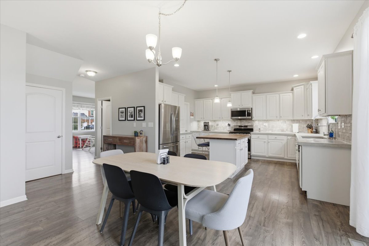 25609 W Cerena Circle, Plainfield, IL 60586