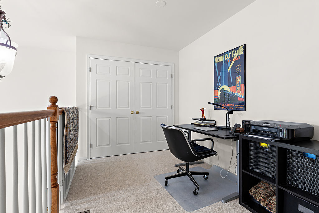 1751 Park Ridge Point, Park Ridge, IL 60068