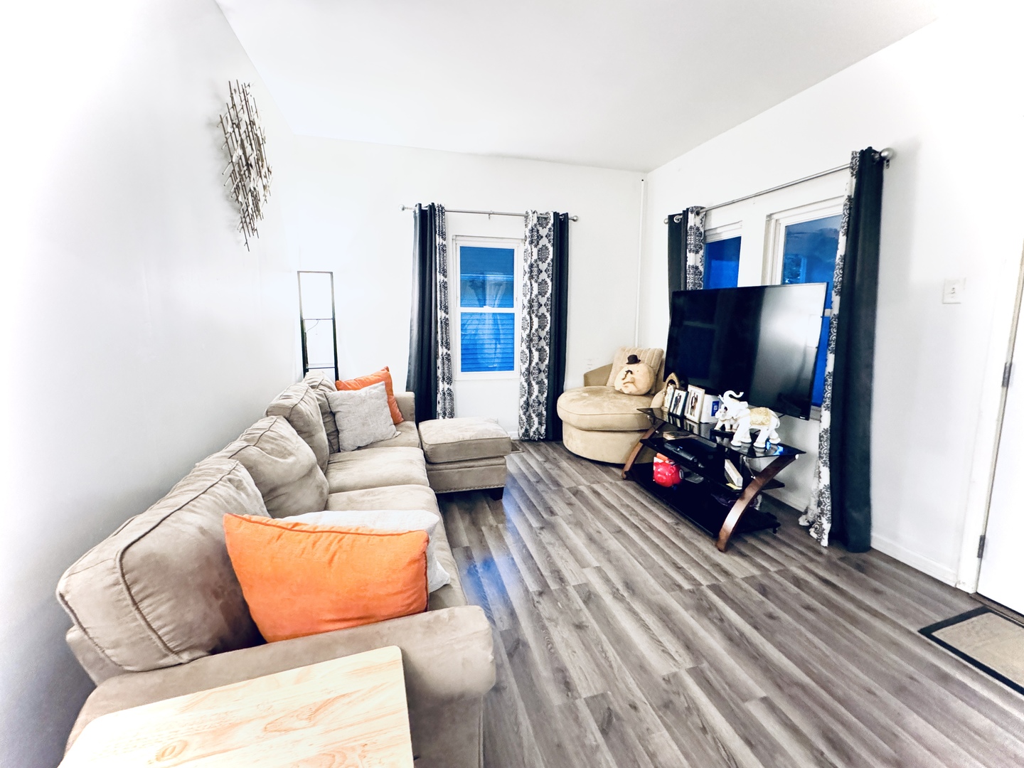 817 Cochrane Avenue, Joliet, IL 60436