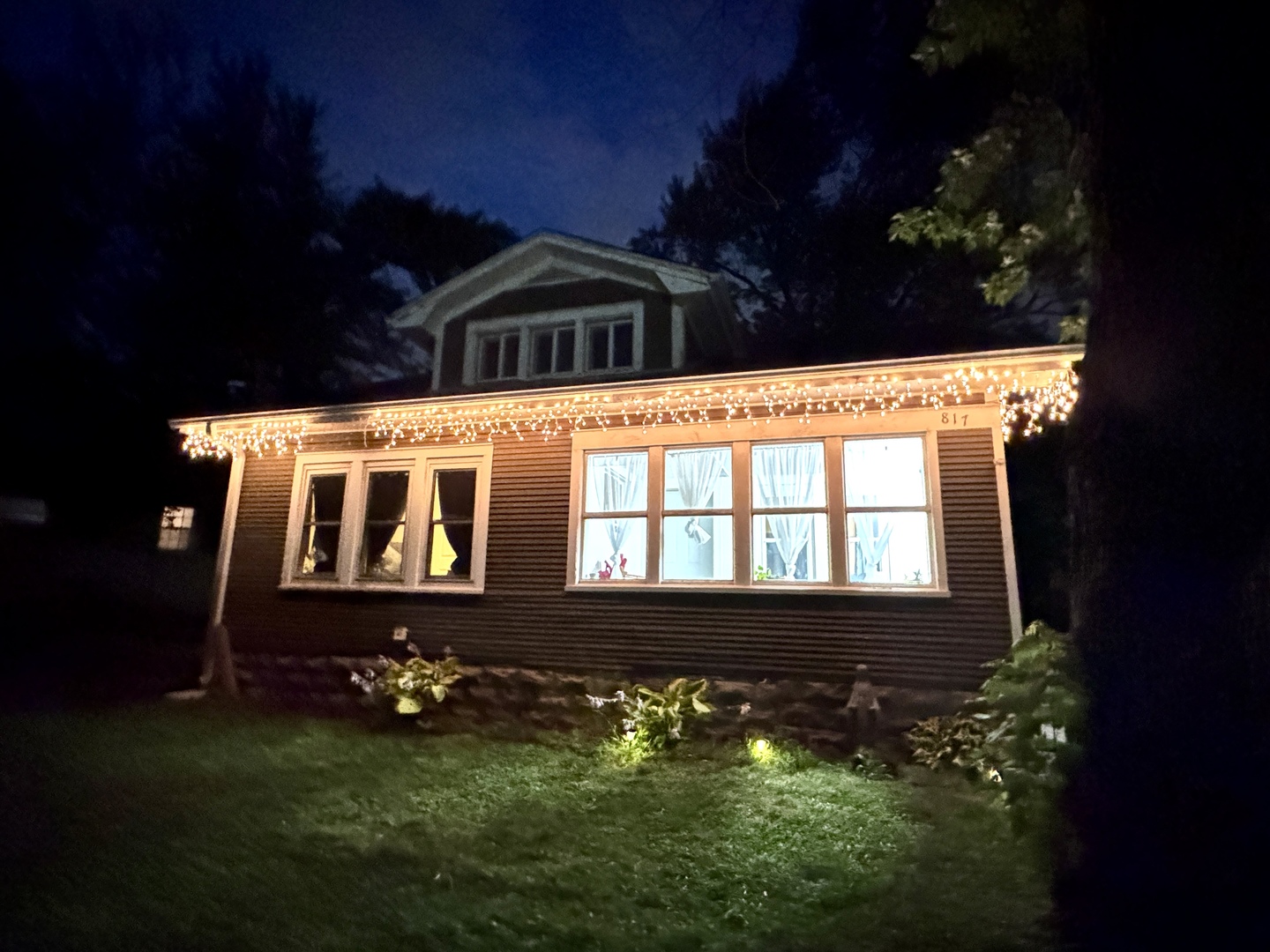 817 Cochrane Avenue, Joliet, IL 60436