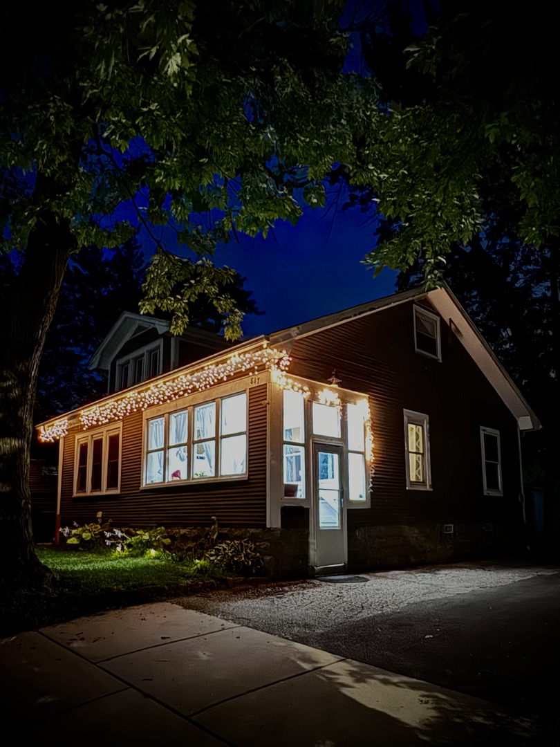 817 Cochrane Avenue, Joliet, IL 60436