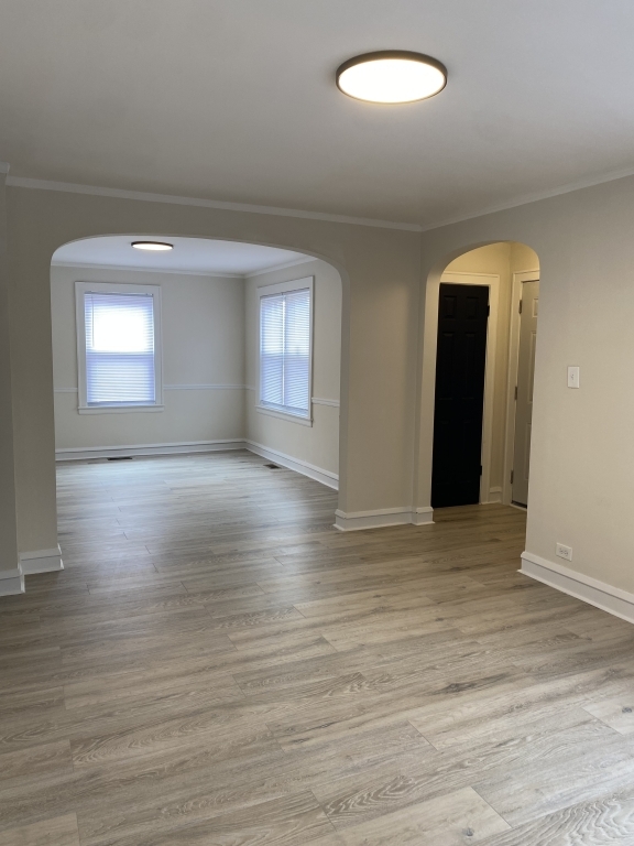 13819 S State Street, Riverdale, IL 60827