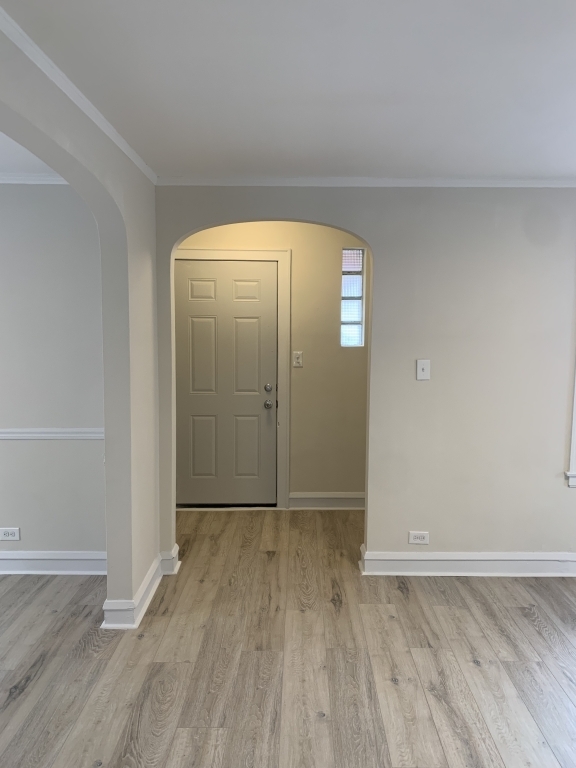 13819 S State Street, Riverdale, IL 60827