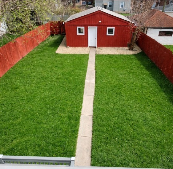 13819 S State Street, Riverdale, IL 60827