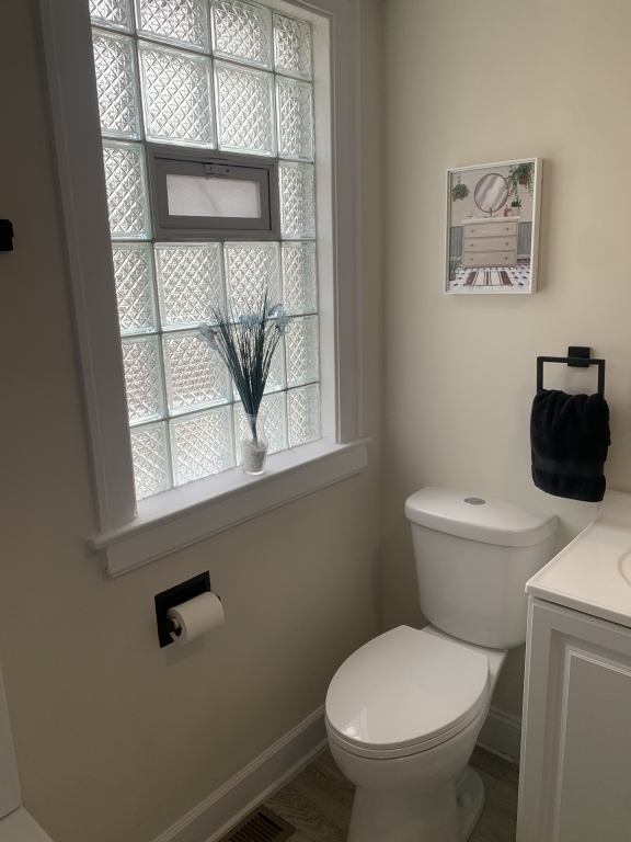 13819 S State Street, Riverdale, IL 60827