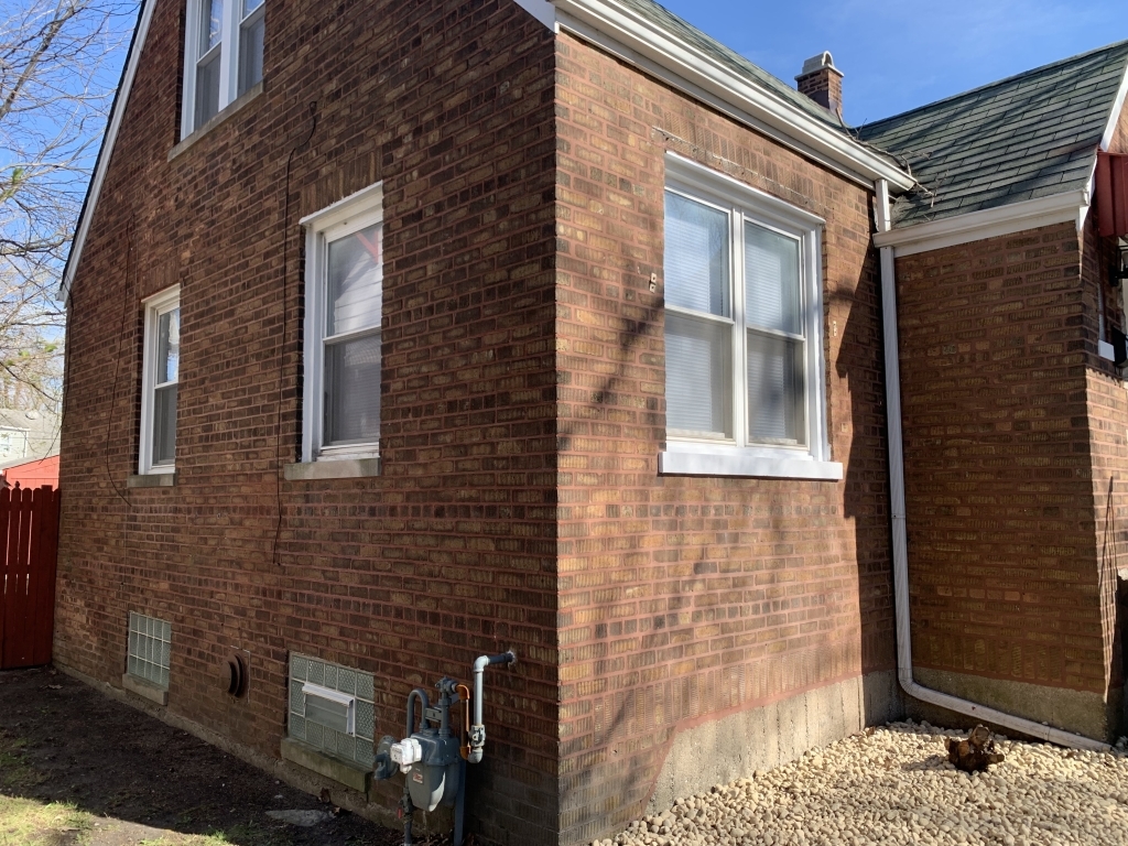 13819 S State Street, Riverdale, IL 60827