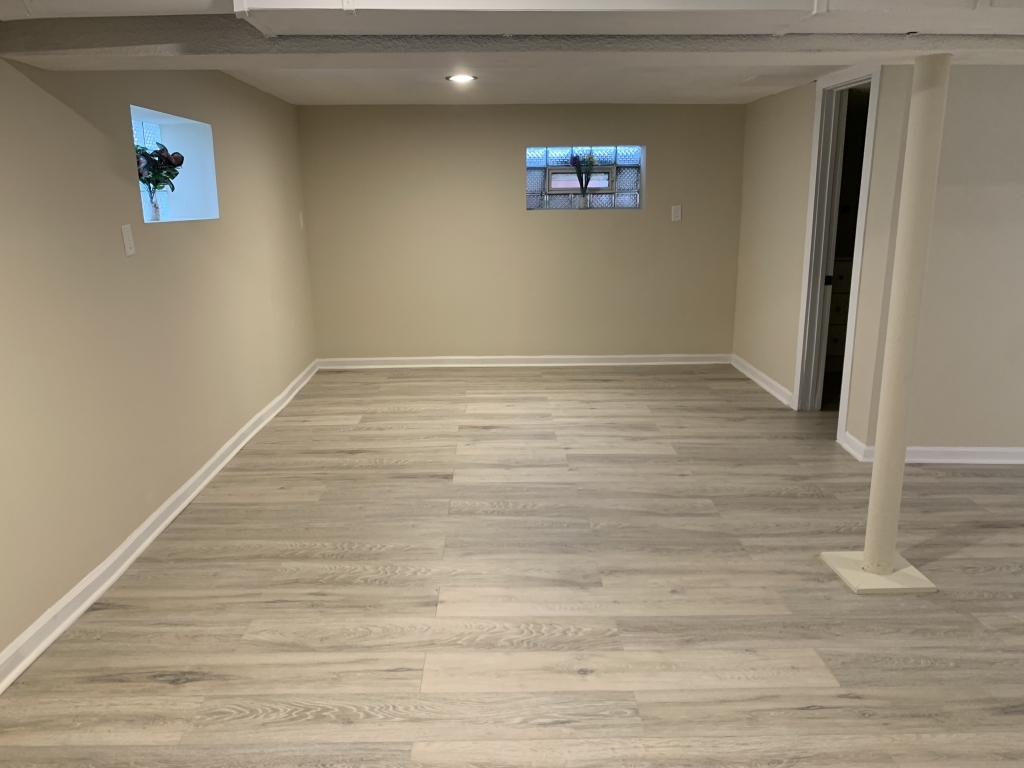 13819 S State Street, Riverdale, IL 60827