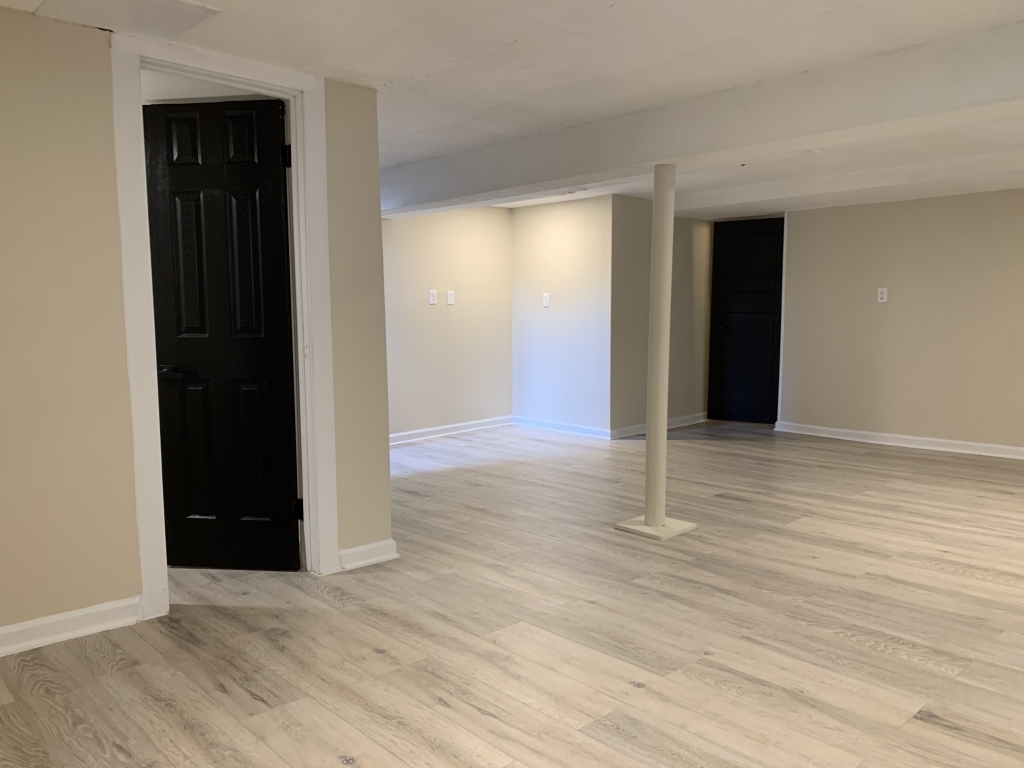 13819 S State Street, Riverdale, IL 60827