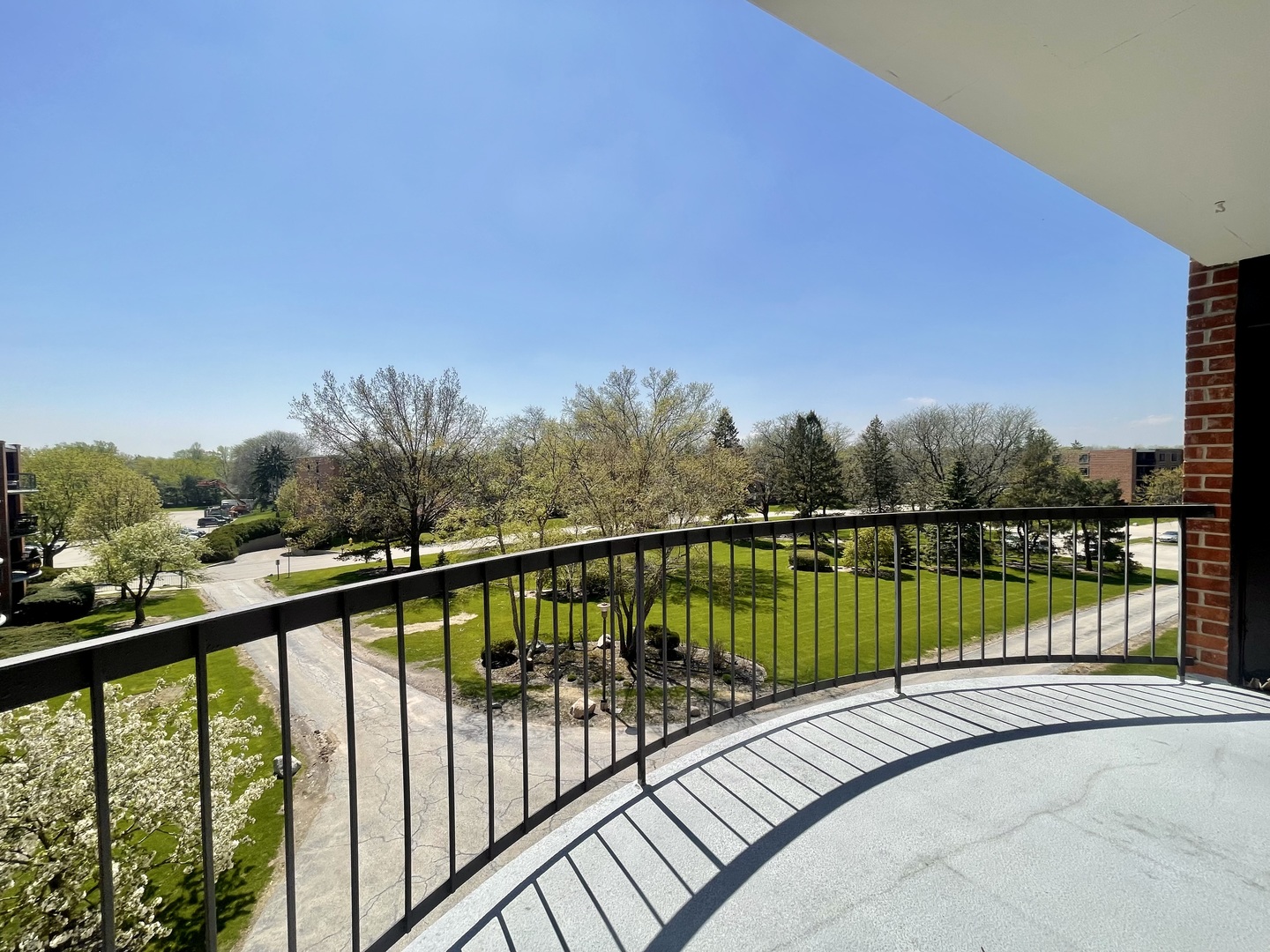1615 E Central Road #417C, Arlington Heights, IL 60005