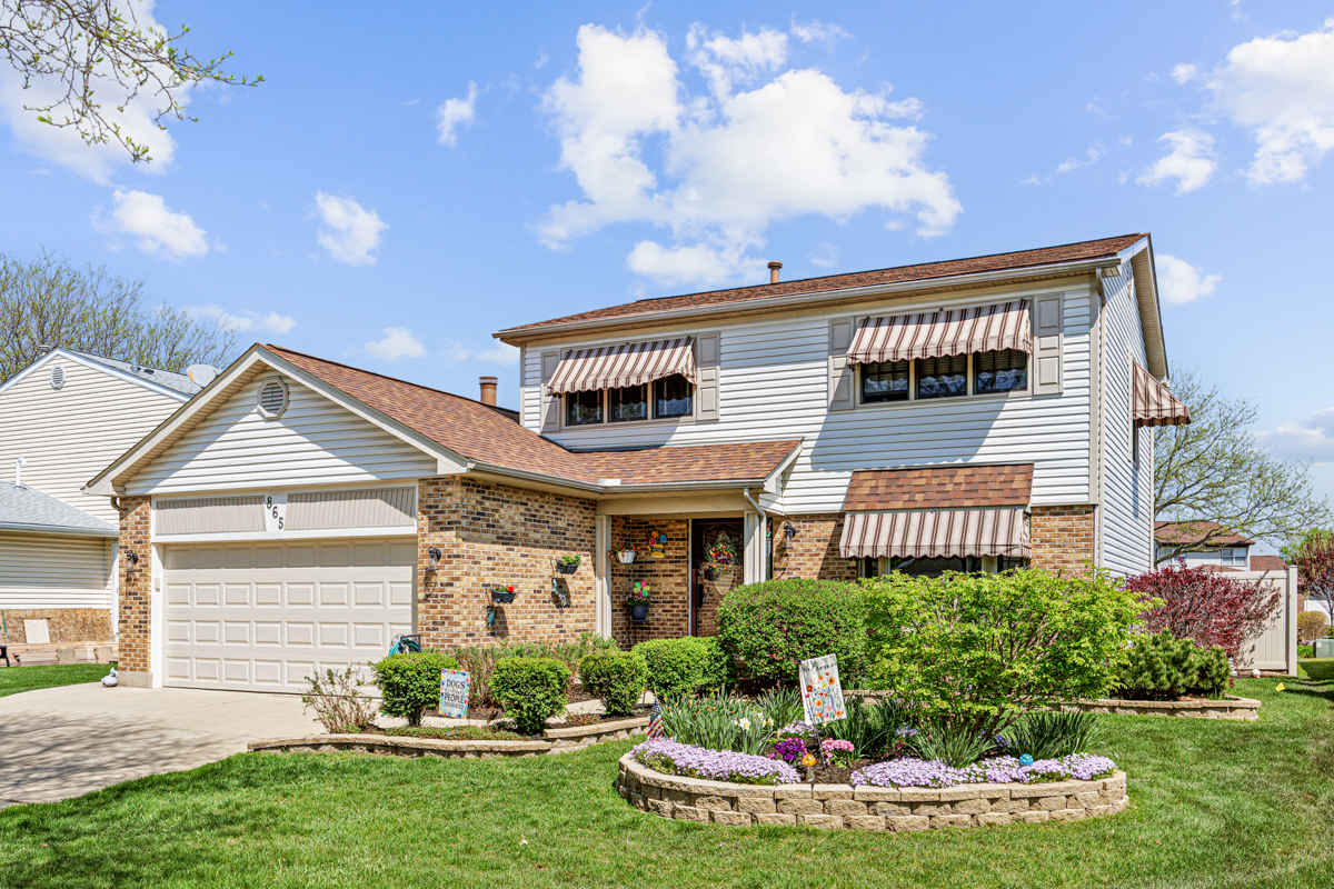865 Debra Lane, Elk Grove Village, IL 60007