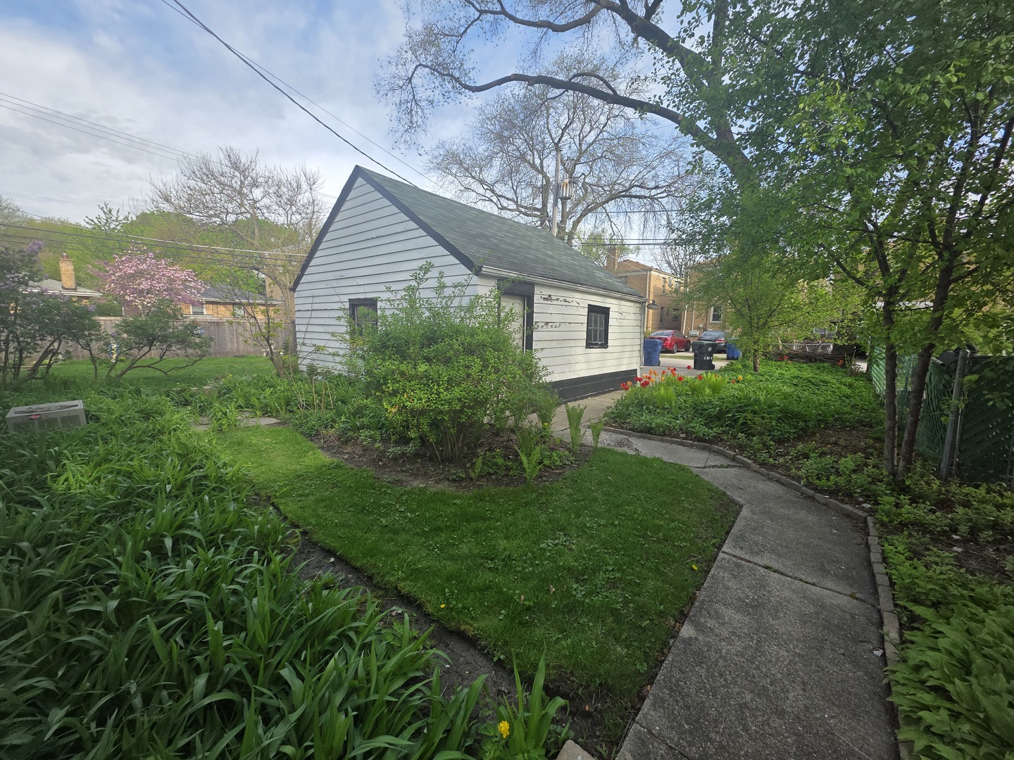 1815 Cleveland Street, Evanston, IL 60202