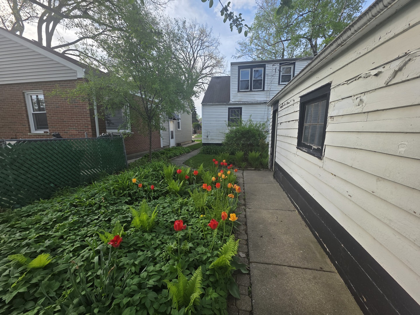 1815 Cleveland Street, Evanston, IL 60202