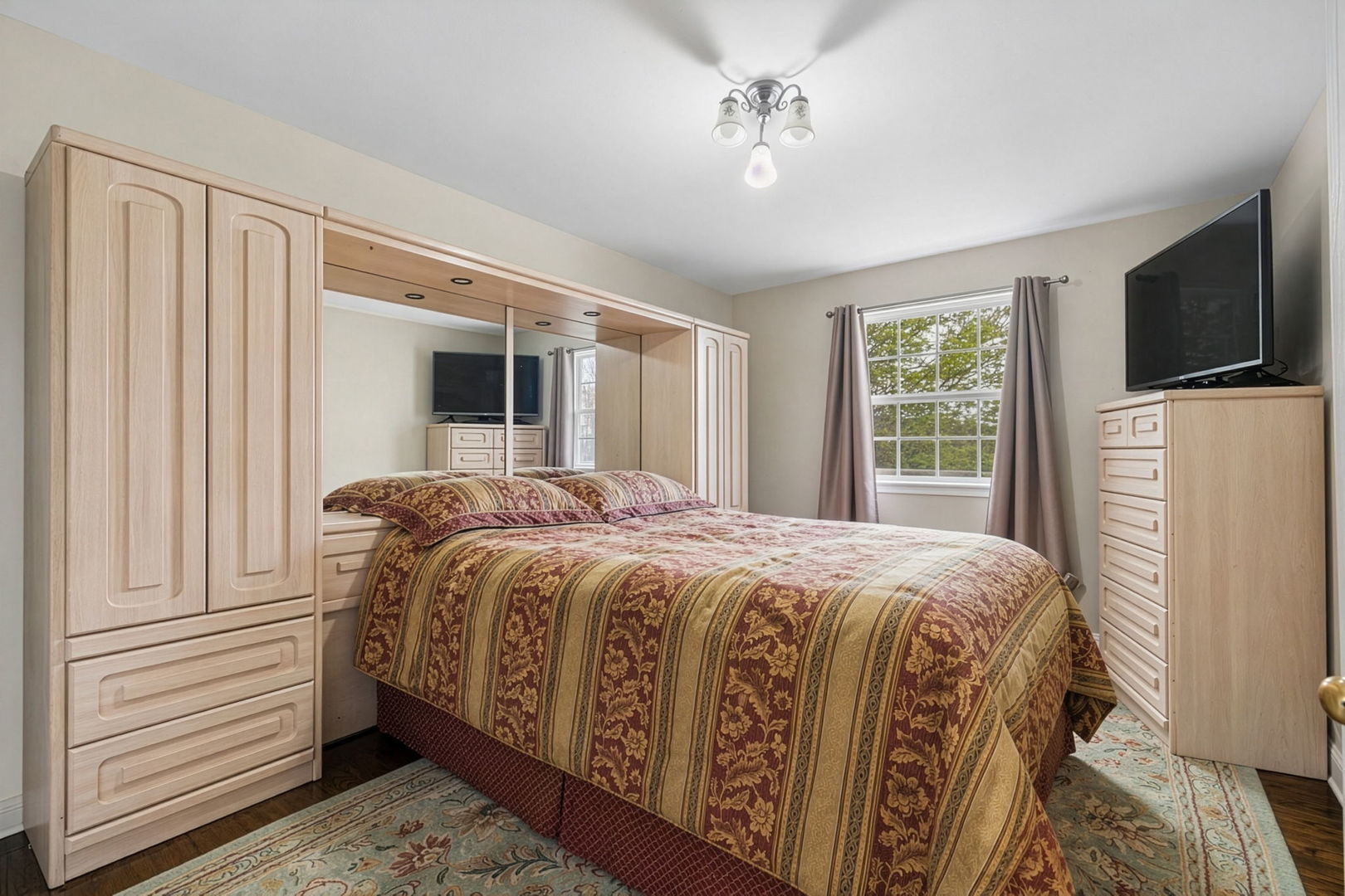 623 Wild Indigo Avenue, Romeoville, IL 60446