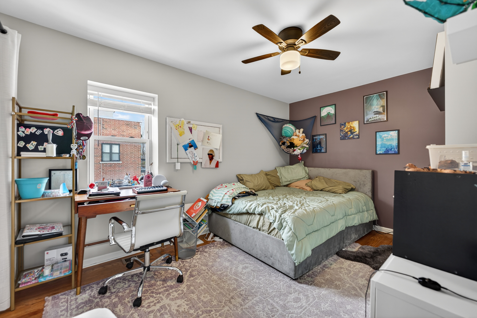 3115 N Oakley Avenue, Chicago, IL 60618