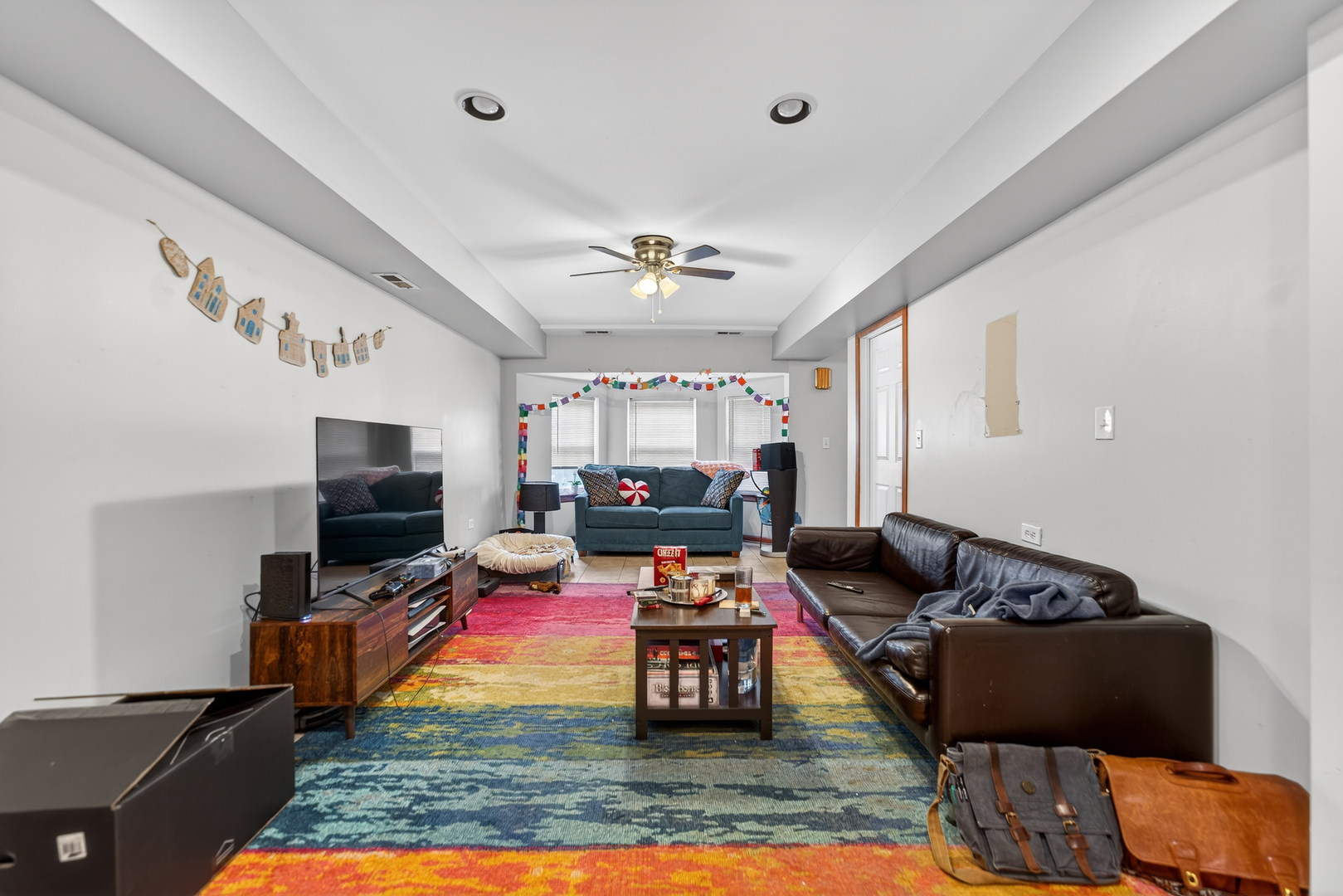 3115 N Oakley Avenue, Chicago, IL 60618