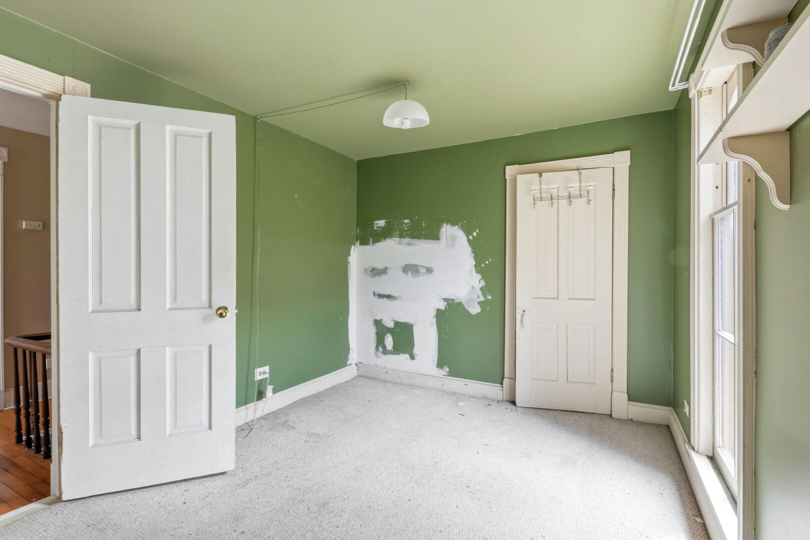 212 S 4th Street, Aurora, IL 60505