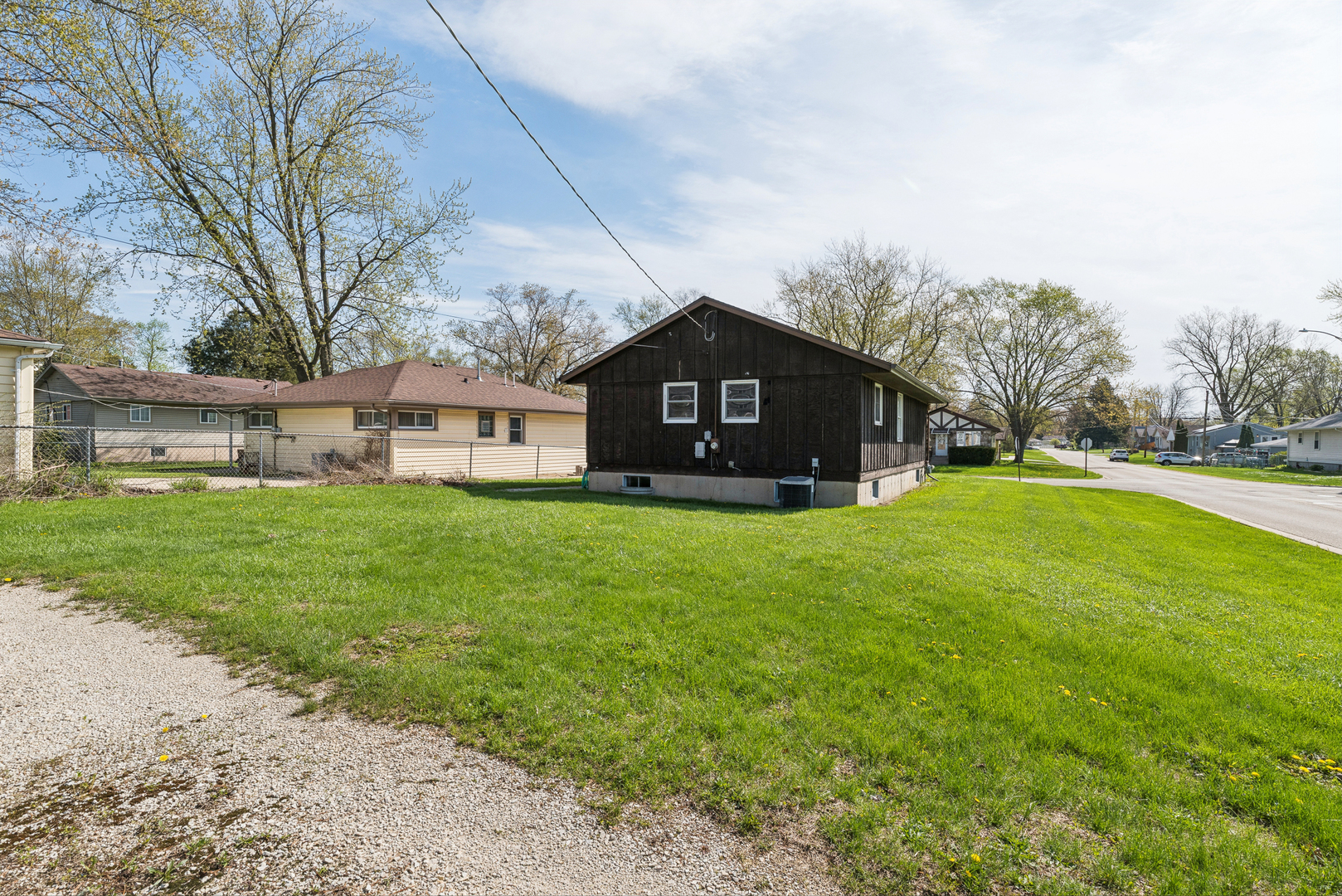 Round Lake Beach, IL 60073