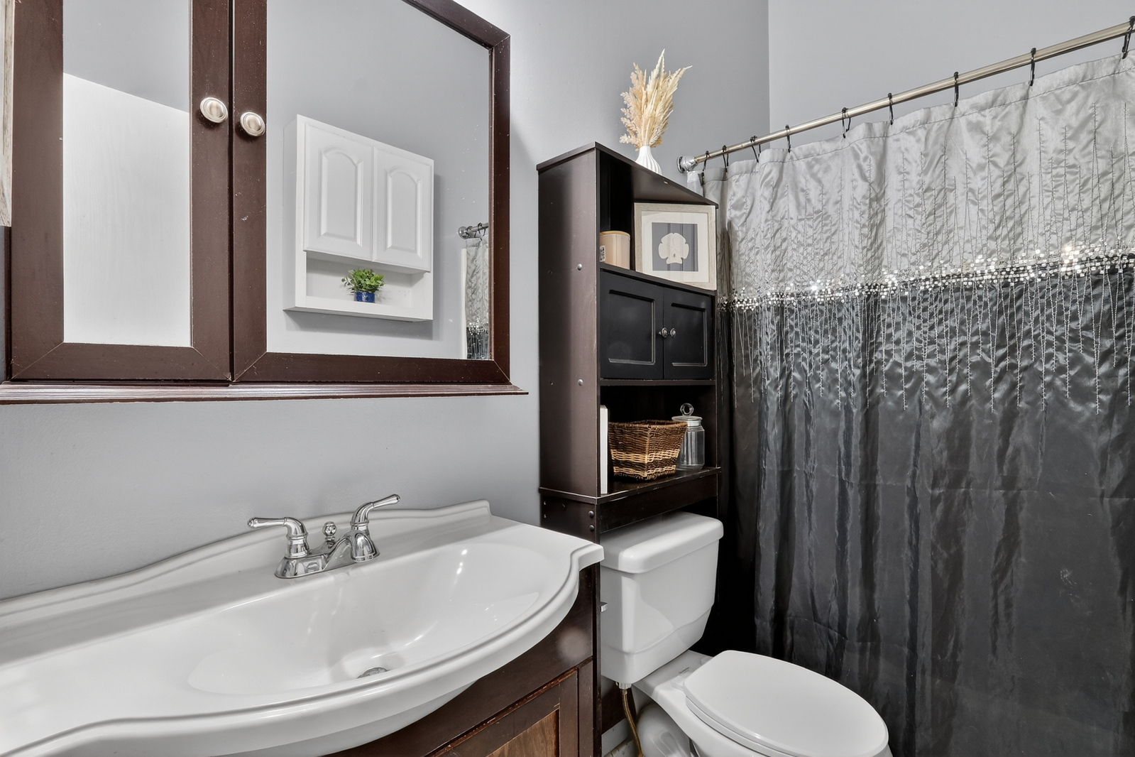 34782 N Oakside Avenue, Ingleside, IL 60041