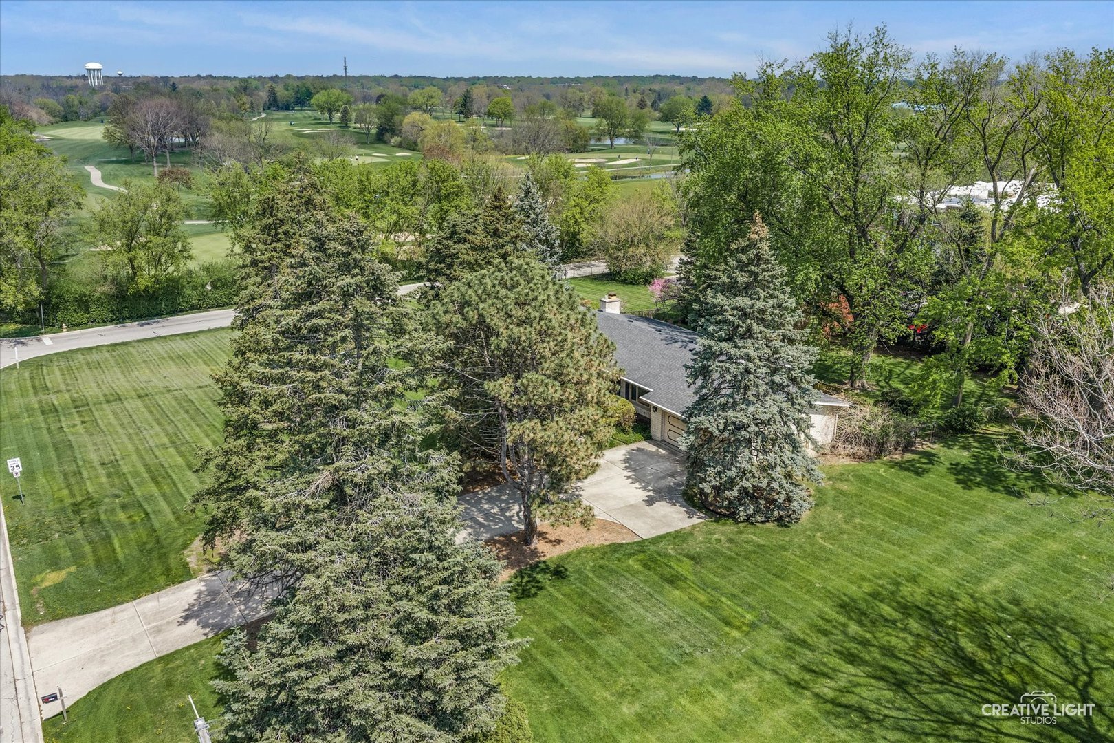 305 S Lambert Road, Glen Ellyn, IL 60137